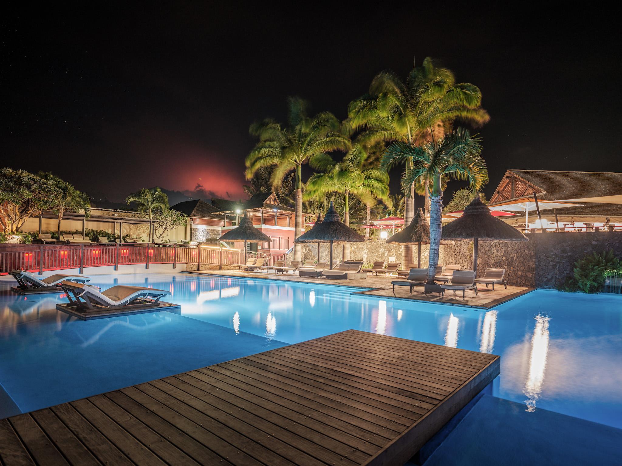 Palm Hotel & Spa Petite Île Екстериор снимка