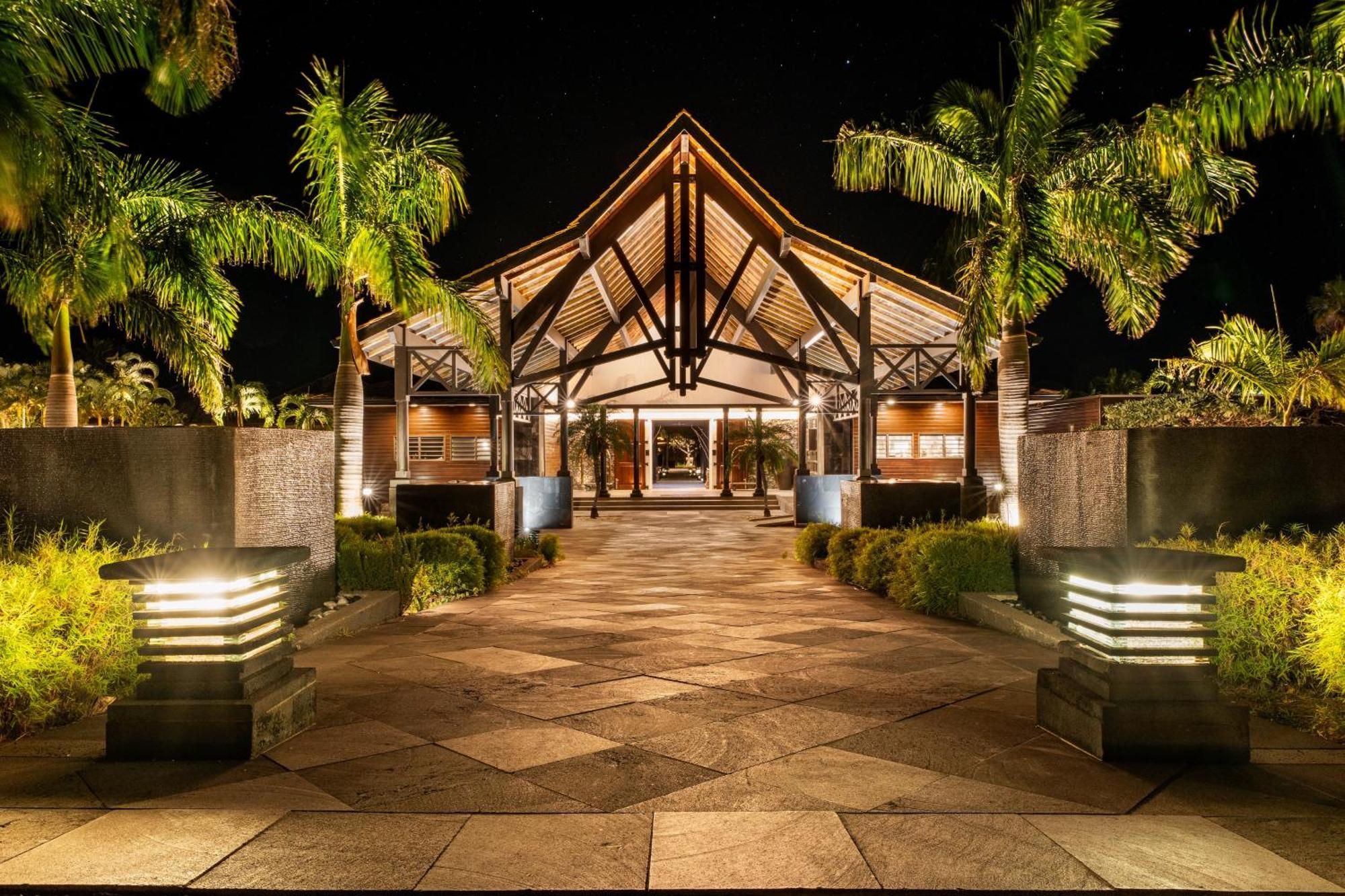 Palm Hotel & Spa Petite Île Екстериор снимка